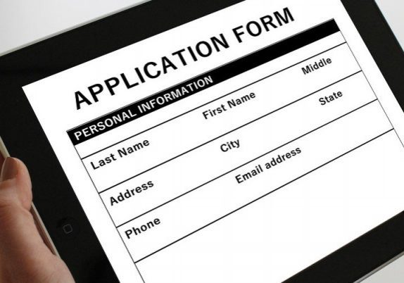 application-1883453_1280